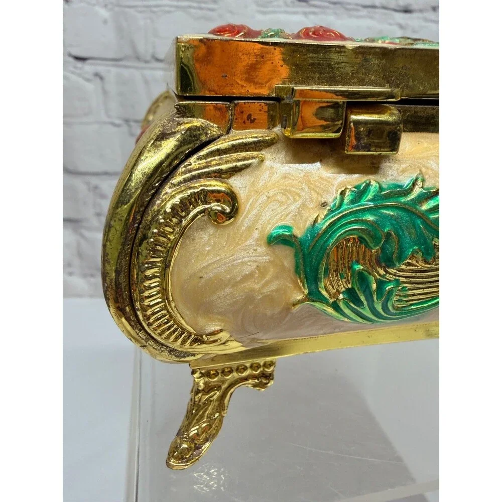 Vtg Jewelry Box Metal Enamel Christmas Scene Footed  Santa Sleigh Russian Troika